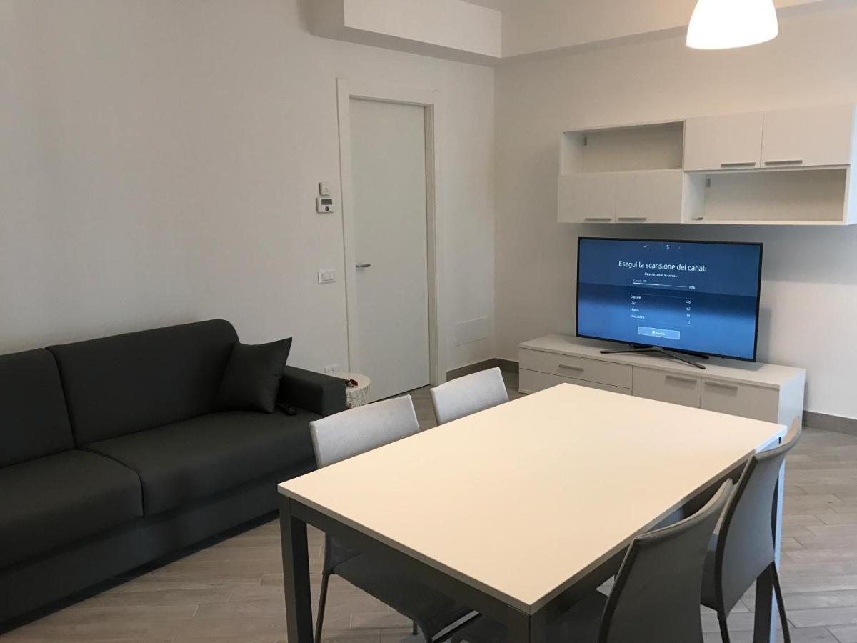 Home Hotel 세나고 외부 사진